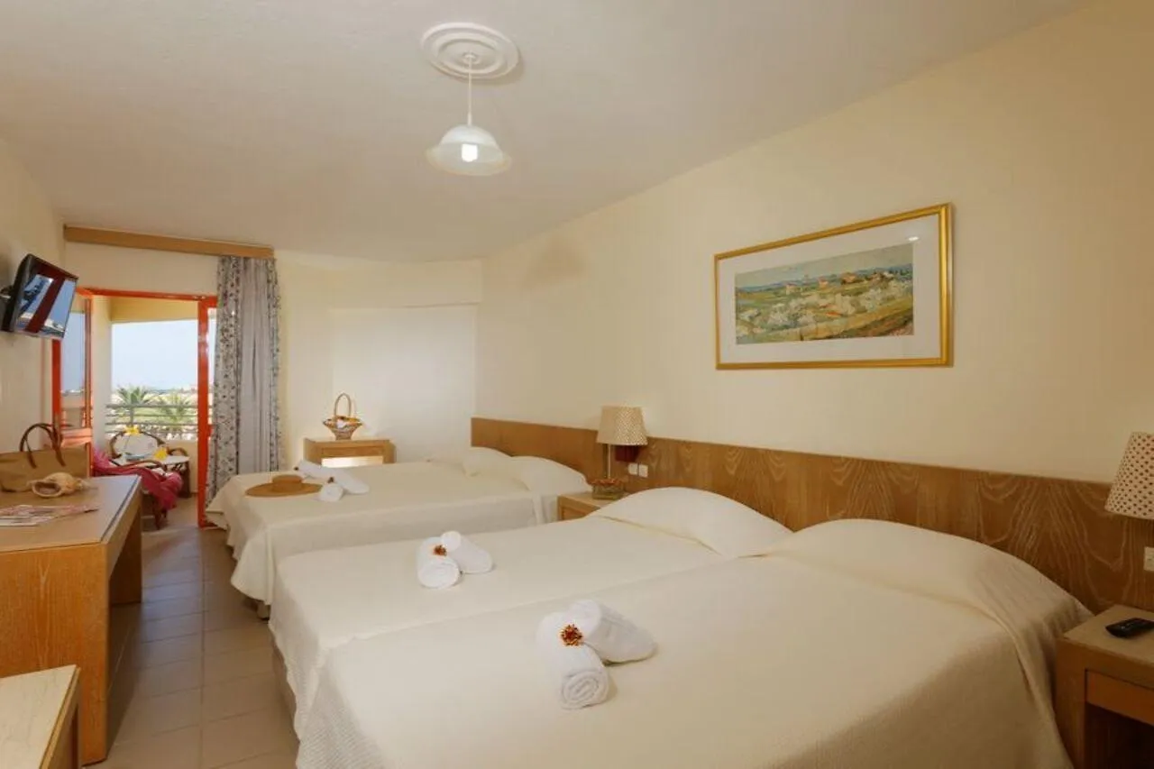 *** Hotel Rethymno Village Grecia